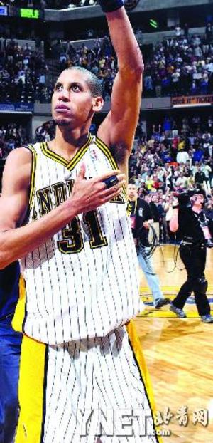 在绿茵场上 在绿茵场上